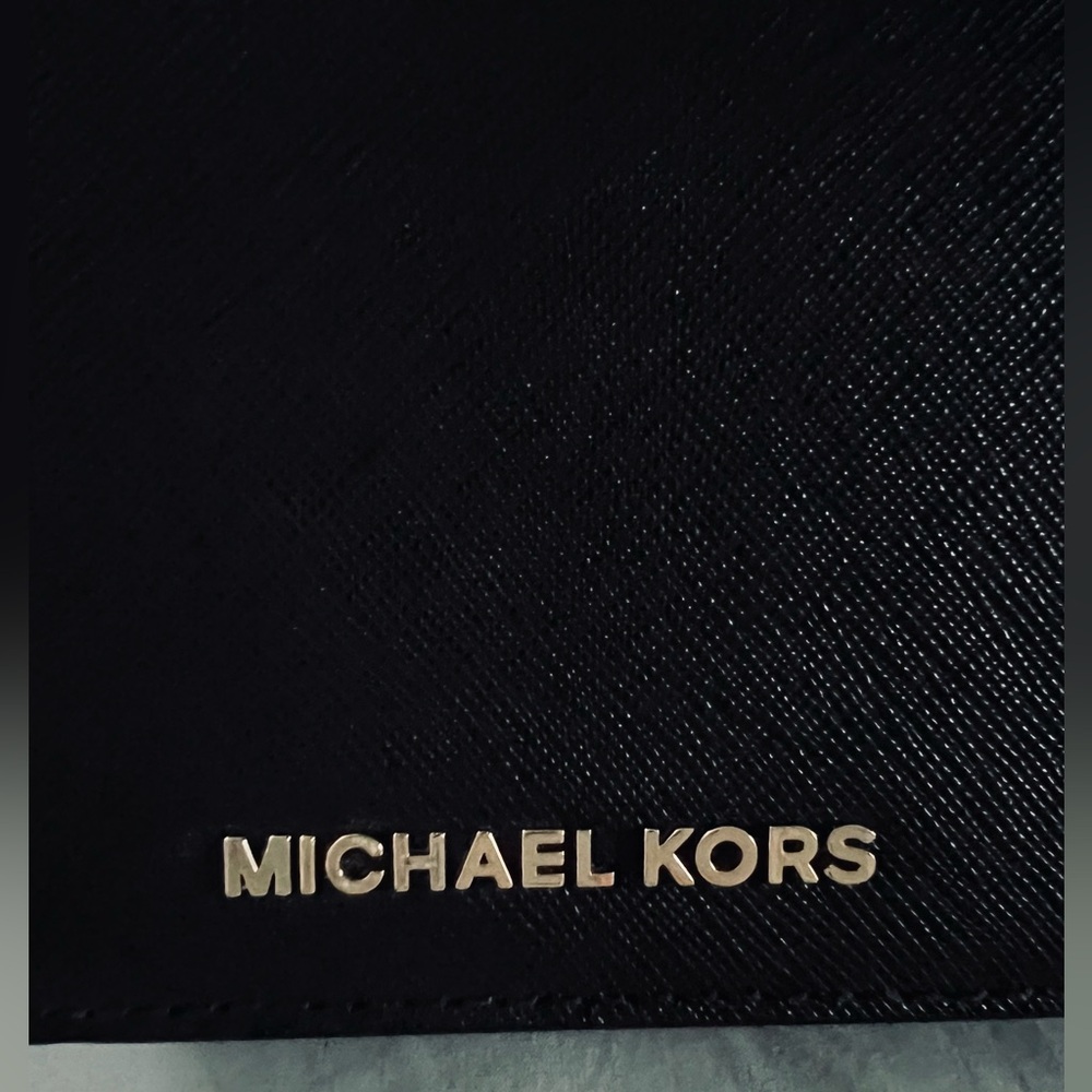 Michael Kors Black Key & Card Holder - Picture 2 of 9